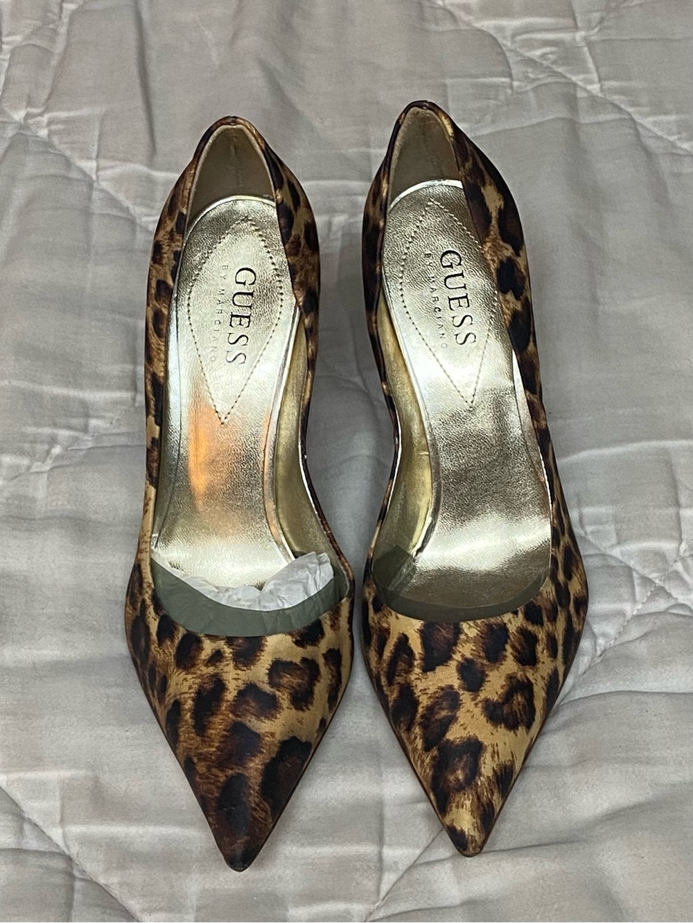 Brand New - GUESS Leopard Print Pointed Toe Pumps - Brown/Black
